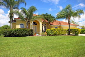Buttonwood Bay SW Cape - waterfront private home locally managed
